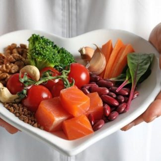 Caramel Pecan Cheesecake